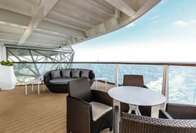 TUI Cruises Mein Schiff 4 Accommodation Diamond Suite 3.jpg